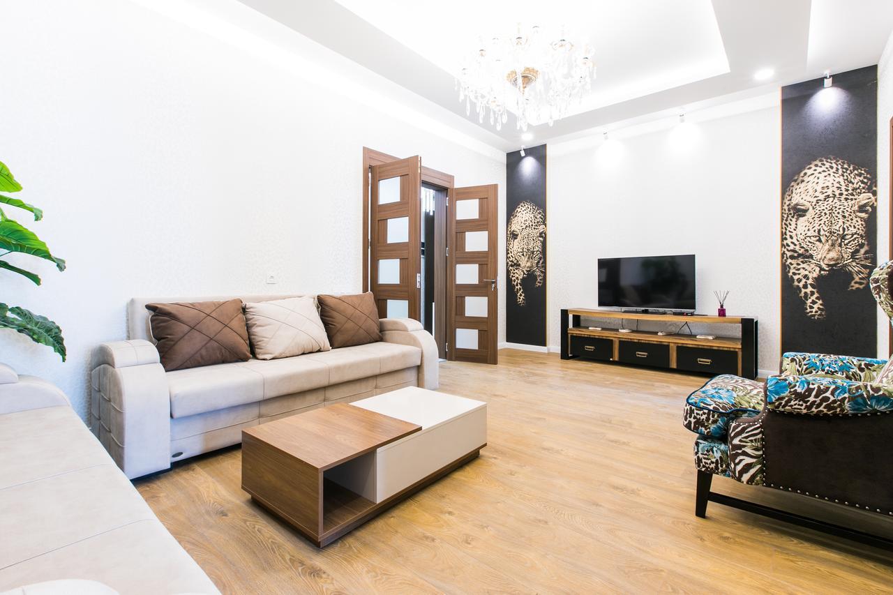 Sweet Home 6 Vip Rustaveli Avenue Τυφλίδα Εξωτερικό φωτογραφία